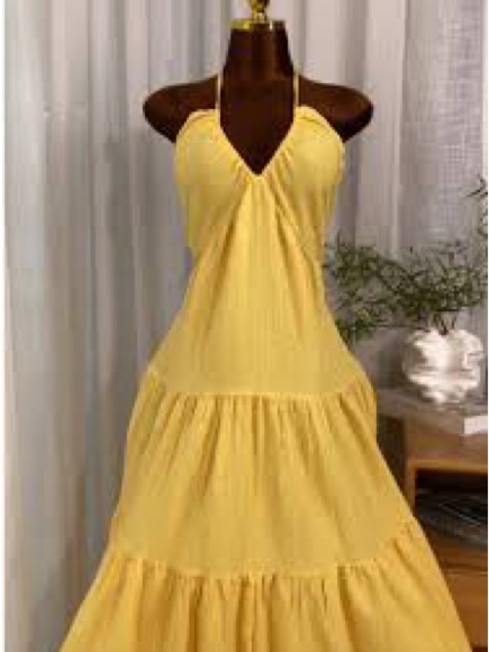 NWT Women's Yellow Halter Maxi Dress S H23 Bin - Picture 2 of 3